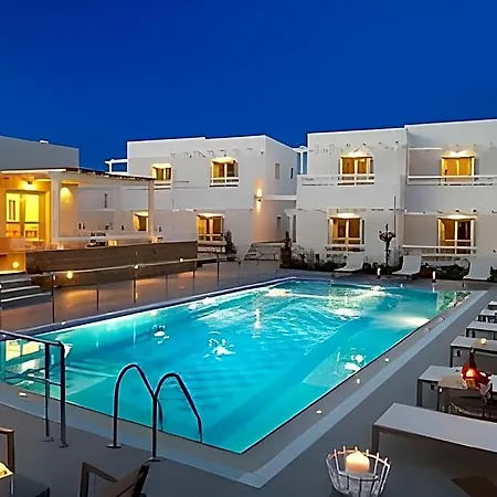Perigiali & فندق سكيروس