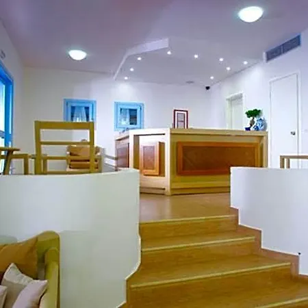 فندق Perigiali & سكيروس