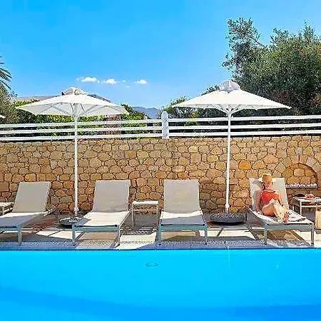 فندق Perigiali & 3*