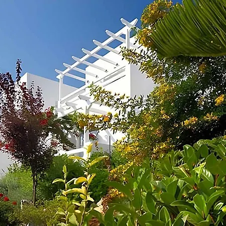Perigiali & 3* سكيروس